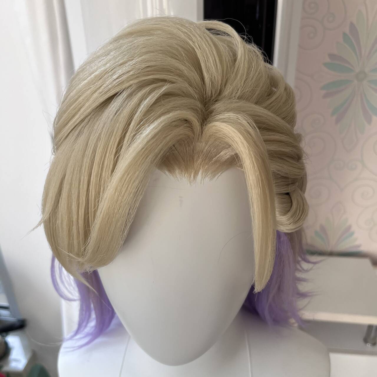 Стильный парик Vil Schoenheit  – обзор и цена Synthetic Wigs